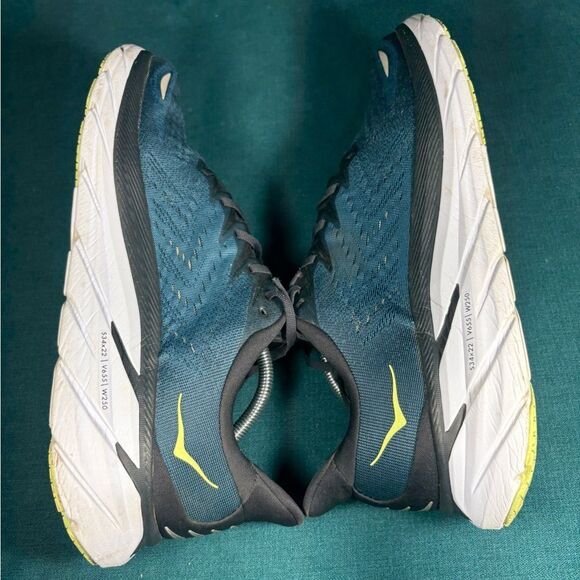 Hoka One Clifton 8 Green Athletic cushioned shoes men’s size 12 main image 4